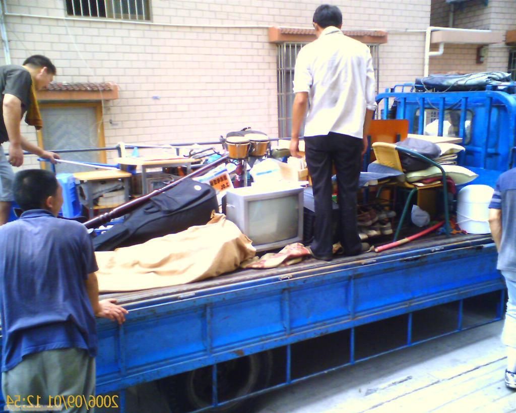 產品名稱:義烏最好的搬家公司
產品型號:義烏搬家,義烏搬家公司哪家好,義烏搬家公司
產品規格:服務項目: 1、搬家搬廠,長途運輸,小貨搬家,搬單位,工廠,醫院學校等.起重,大型機械移位. 2、空調拆裝 維修加氟;空調移機,中央空調移修;承接個企事業單位空調長年保養業務.專業從事大型企業、辦公室、工廠、寫字樓、學院搬家以及個人搬家,專業拆裝空調,專業拆裝家具,專業搬鋼琴,有著多年豐富搬場經驗!